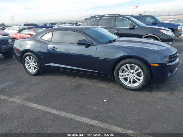 38072517 :رقم المزاد ، 2G1FB1E34D9146970 vin ، 2013 Chevrolet Camaro 1lt مزاد بيع