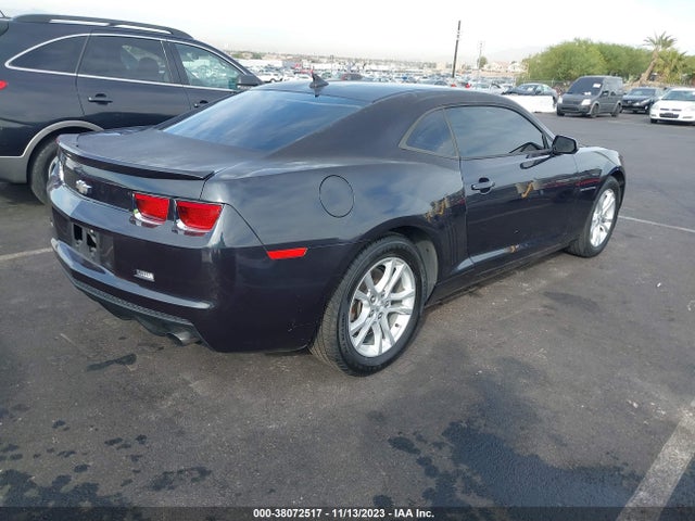 38072517 :رقم المزاد ، 2G1FB1E34D9146970 vin ، 2013 Chevrolet Camaro 1lt مزاد بيع