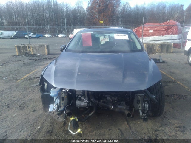 1VWAT7A38GC044721 Volkswagen Passat 1.8t S