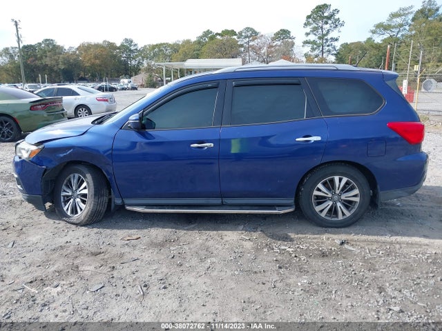 2017 NISSAN PATHFINDER SV VIN: 5N1DR2MM4HC612465