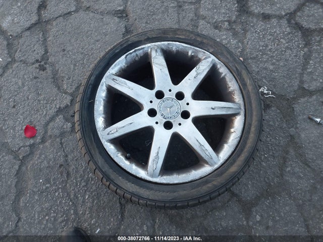 2004 MERCEDES-BENZ C 240 VIN: WDBRF61J44A604228
