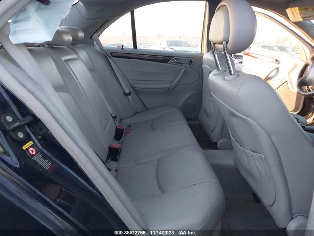 2004 MERCEDES-BENZ C 240 VIN: WDBRF61J44A604228