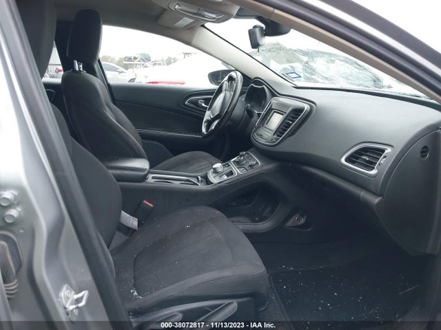 1C3CCCAB6FN670495 Chrysler 200 Limited
