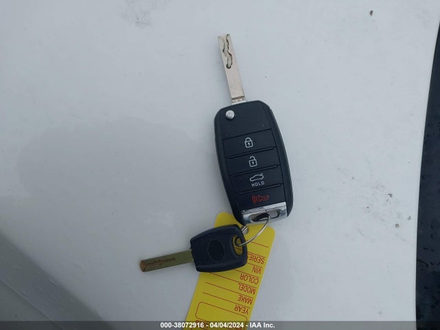 KIA Optima Lx 2018 KNAGT4L3XJ5213526 Image 11