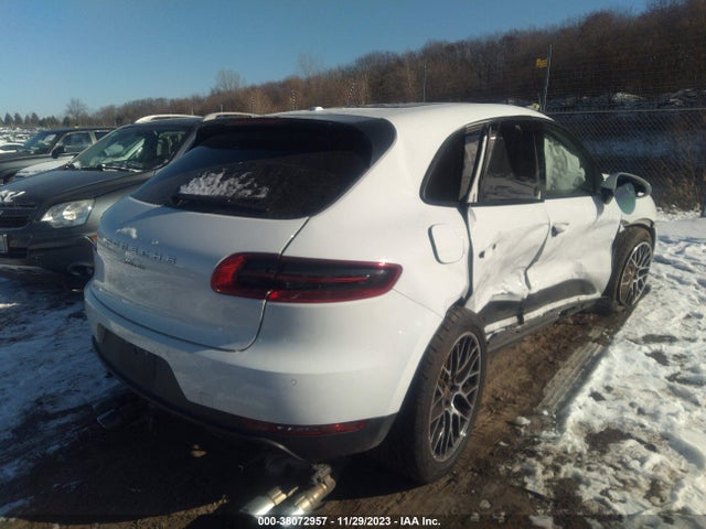 2018 PORSCHE MACAN WP1AA2A5XJLB15162 Photo 3