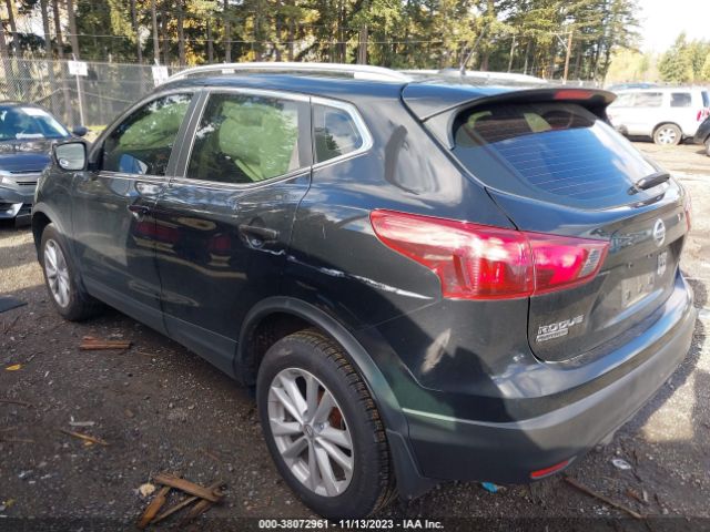 JN1BJ1CR8HW120310 Nissan Rogue Sport Sv