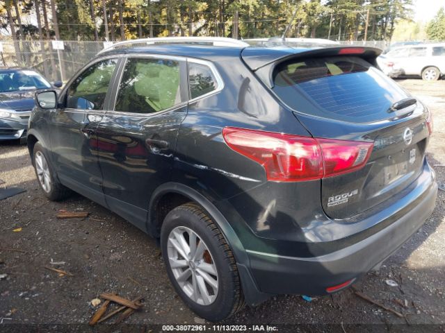 JN1BJ1CR8HW120310 Nissan Rogue Sport Sv