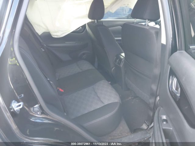 JN1BJ1CR8HW120310 Nissan Rogue Sport Sv