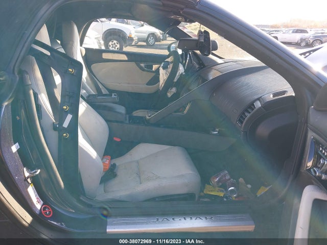 2014 JAGUAR F-TYPE SAJWA6GL0EMK07256 Photo 4
