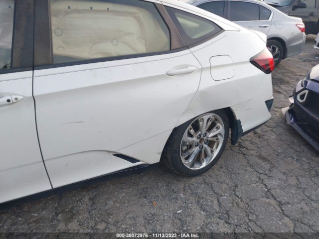 JHMZC5F30JC001967 Honda Clarity Plug-in Hybrid Touring