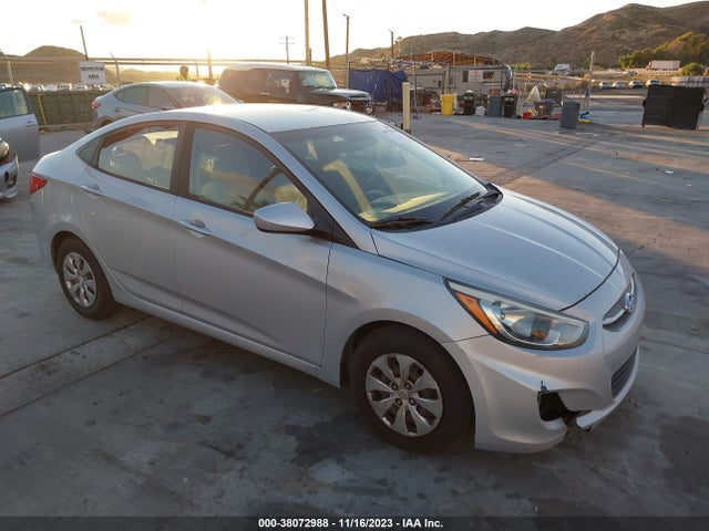 Hyundai ACCENT SE 2017 KMHCT4AE1HU273535 Image 1