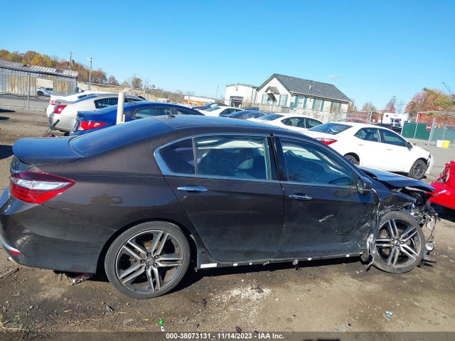 Honda Accord Touring 2016 1HGCR3F90GA019938 Image 14