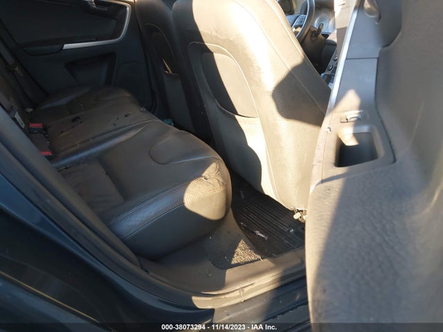 2011 VOLVO XC60 T6/T6 R-DESIGN VIN: YV4902DZ5B2151769