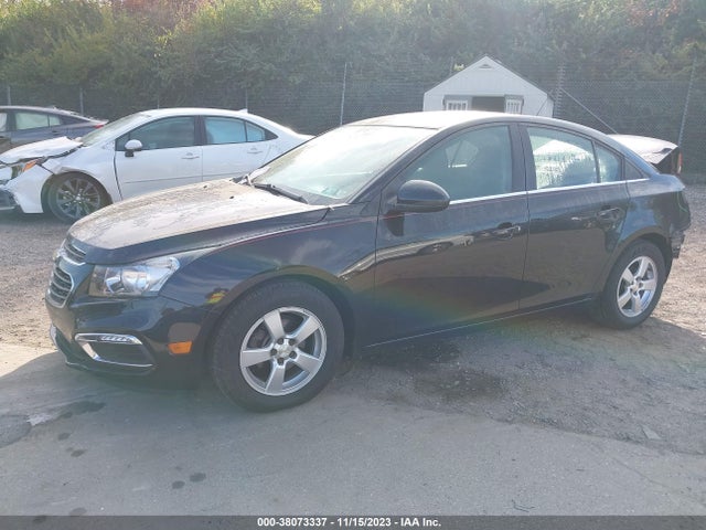 Chevrolet Cruze 1lt Auto 2015 1G1PC5SB3F7101219 Image 2
