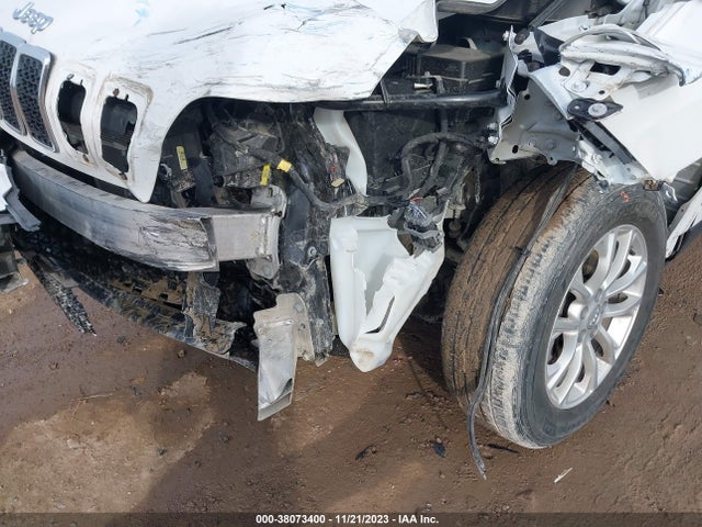 1C4PJMCB3KD385792 Jeep Cherokee Latitude 4x4