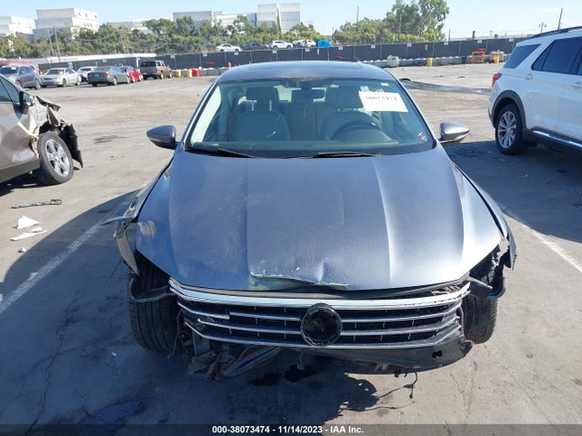 1VWGT7A32HC040773 Volkswagen Passat 1.8t Se
