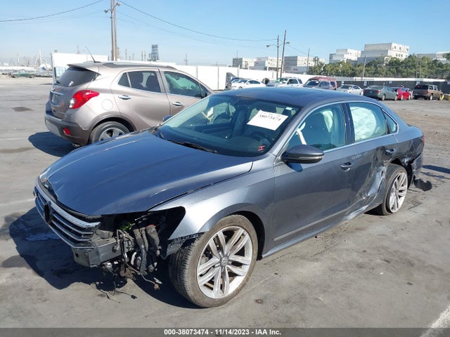 1VWGT7A32HC040773 Volkswagen Passat 1.8t Se