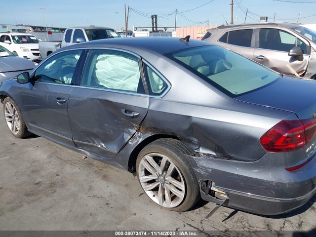 1VWGT7A32HC040773 Volkswagen Passat 1.8t Se