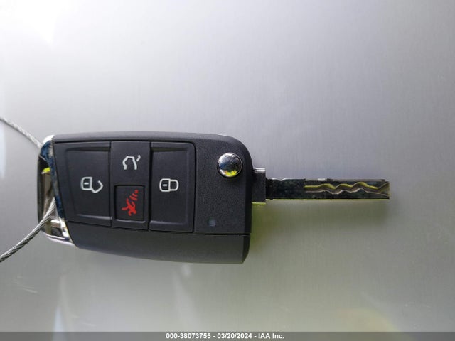 3VV1B7AX4NM066849 Volkswagen TIGUAN S