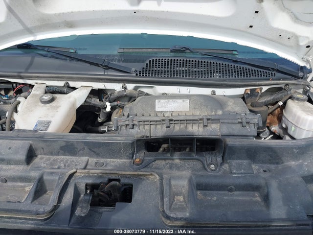 Chevrolet Express 2500 Work Van 2018 1GCWGAFP5J1203588 Image 10