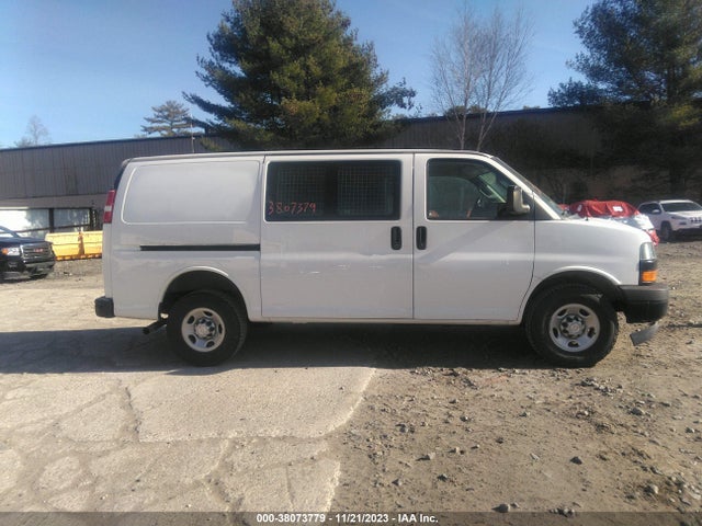 Chevrolet Express 2500 Work Van 2018 1GCWGAFP5J1203588 Image 13