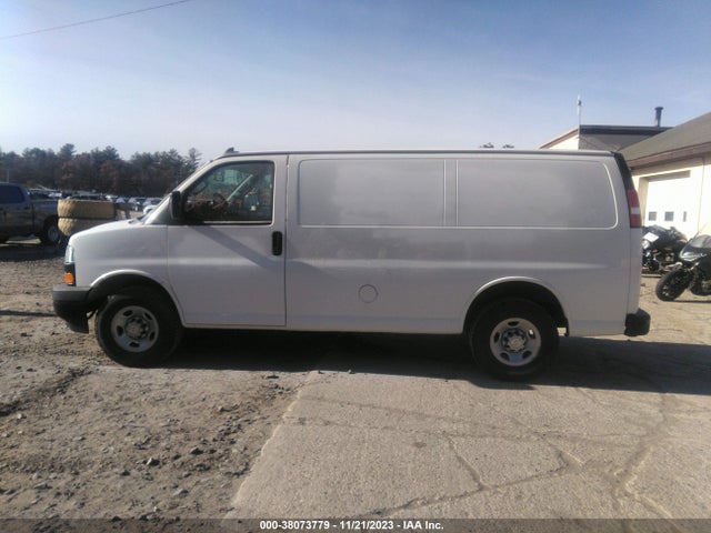 Chevrolet Express 2500 Work Van 2018 1GCWGAFP5J1203588 Image 14
