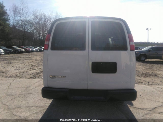 Chevrolet Express 2500 Work Van 2018 1GCWGAFP5J1203588 Image 16