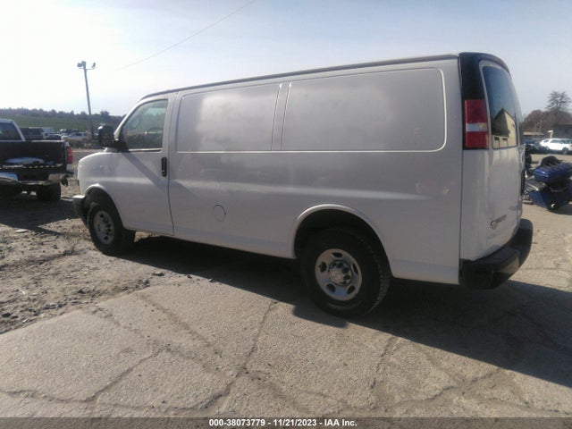 Chevrolet Express 2500 Work Van 2018 1GCWGAFP5J1203588 Image 3