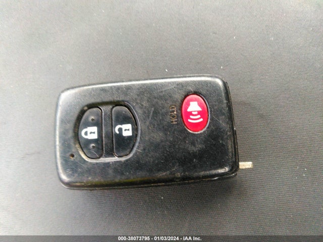Toyota Prius V Two 2014 JTDZN3EU8EJ001324 Image 11