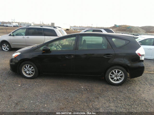Toyota Prius V Two 2014 JTDZN3EU8EJ001324 Image 14