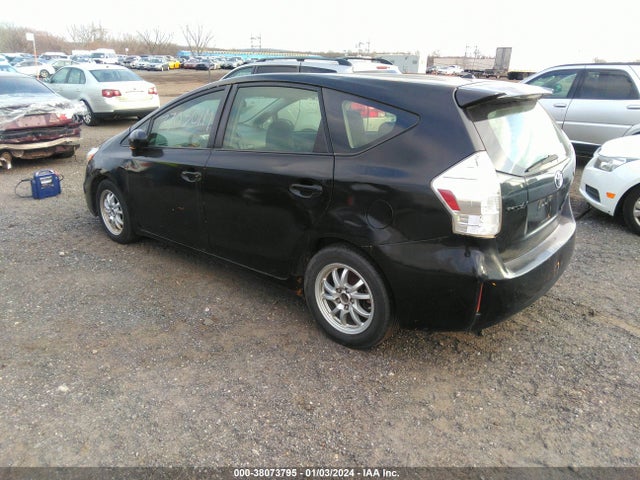 Toyota Prius V Two 2014 JTDZN3EU8EJ001324 Image 3