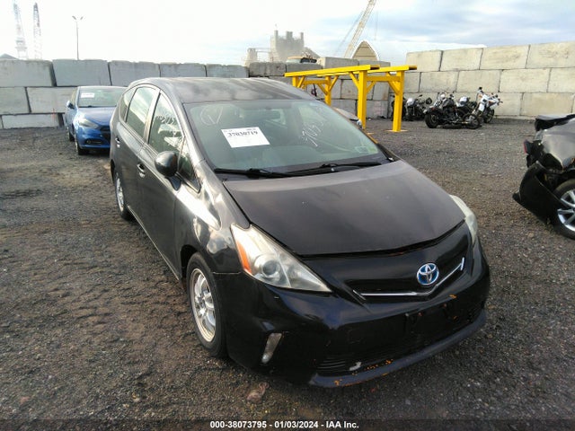 Toyota Prius V Two 2014 JTDZN3EU8EJ001324 Image 6
