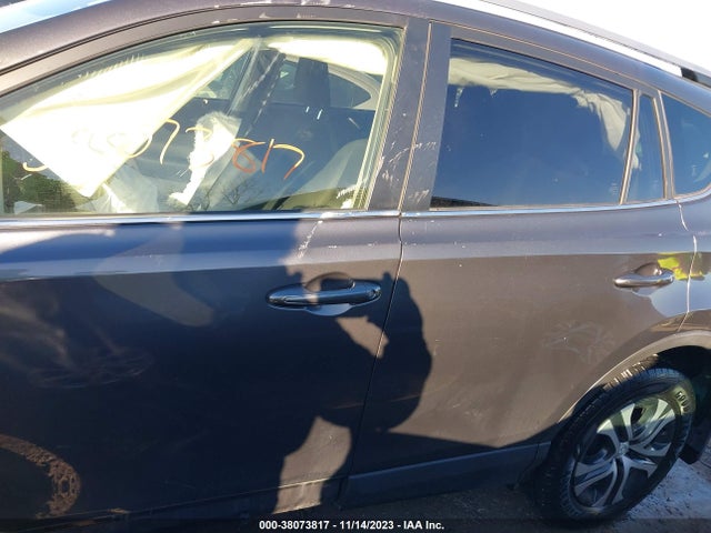 2017 TOYOTA RAV4 LE VIN: JTMZFREV9HJ111151