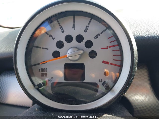2010 MINI COOPER S WMWMF7C57ATZ71736 Photo 6