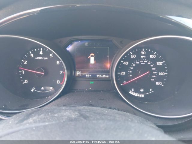 KNDMC5C13F6023398 KIA SEDONA EX