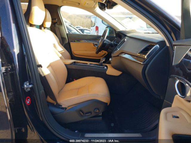 YV4A22PK8G1077525 Volvo Xc90 T6 Momentum