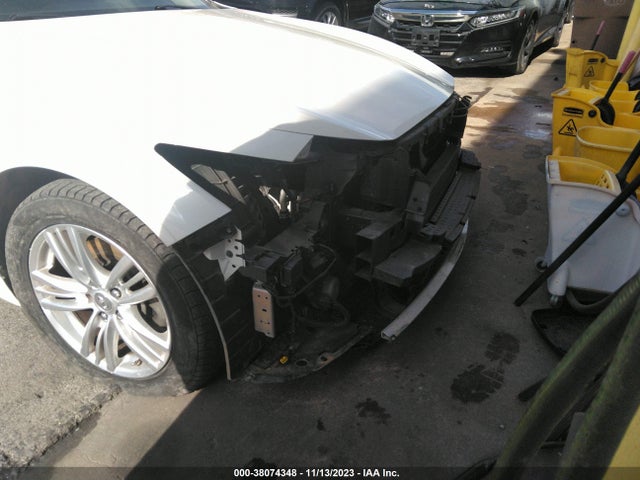 JN1EV7AR1HM838428 Infiniti Q50 3.0t Signature Edition