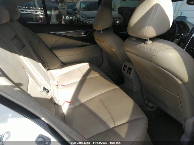 JN1EV7AR1HM838428 Infiniti Q50 3.0t Signature Edition