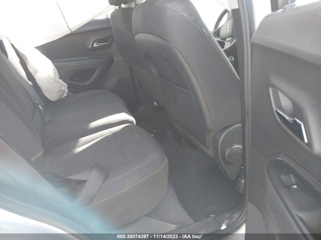 Chevrolet TRAX LS 2017 3GNCJKSB9HL134967 Image 8