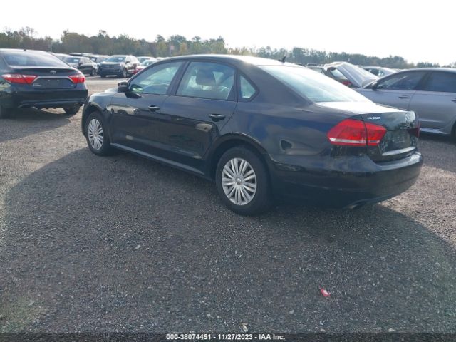 1VWAT7A33EC107253 Volkswagen Passat 1.8t S