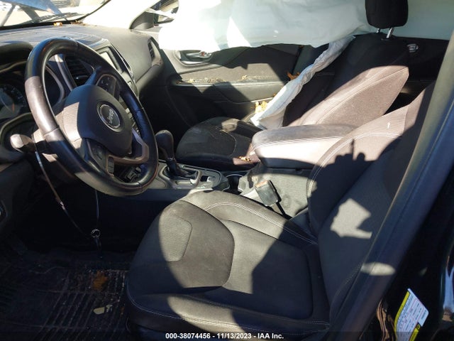 2015 JEEP CHEROKEE LATITUDE VIN: 1C4PJMCB6FW533573