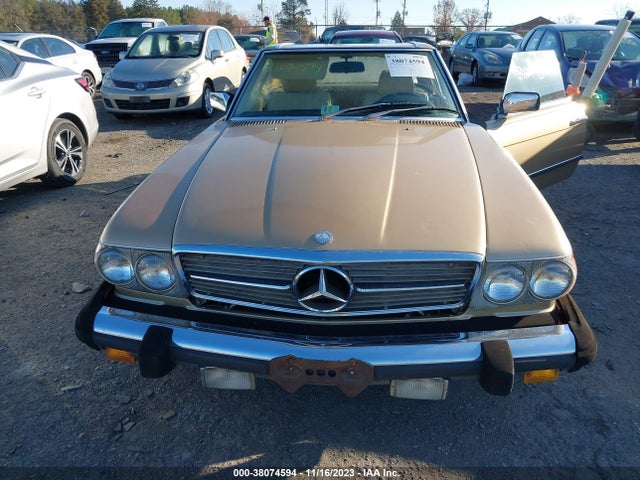 1983 MERCEDES-BENZ 380 SL VIN: WDBBA45A7DB023928