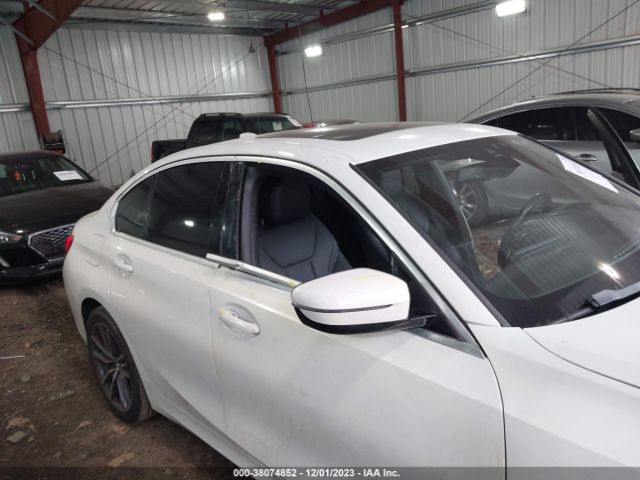 WBA5R1C55KAJ99906 BMW 330I