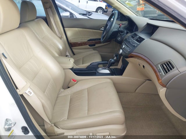 2010 HONDA ACCORD 3.5 EX-L VIN: 5KBCP3F86AB016795