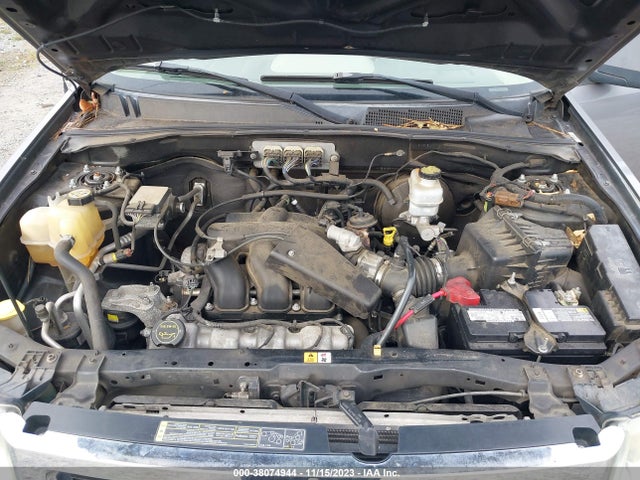2008 FORD ESCAPE XLT VIN: 1FMCU03108KE49499