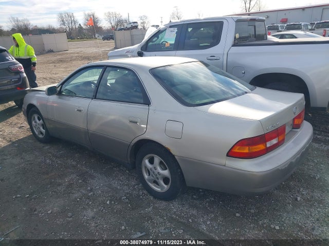 1997 LEXUS ES 300 LUXURY SPORT SDN BASE (A4) VIN: JT8BF22G3V0046229
