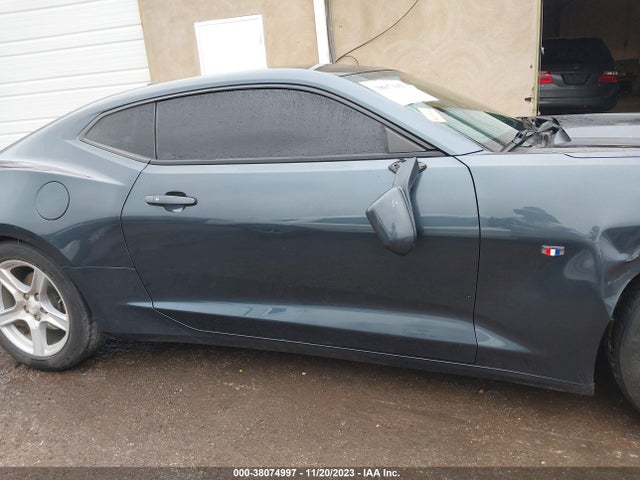 Chevrolet Camaro 2lt 2019 1G1FD1RX5K0143221 Image 13