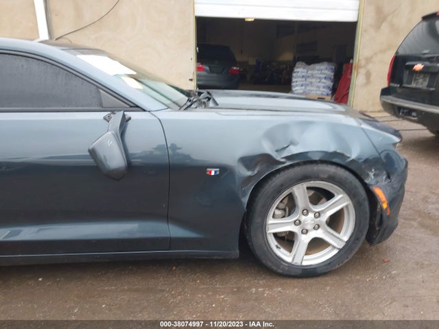 Chevrolet Camaro 2lt 2019 1G1FD1RX5K0143221 Image 6