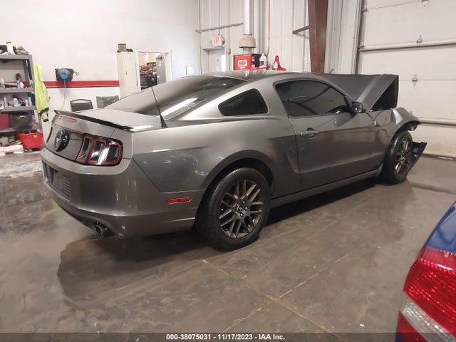 2014 FORD MUSTANG V6 VIN: 1ZVBP8AM0E5254772