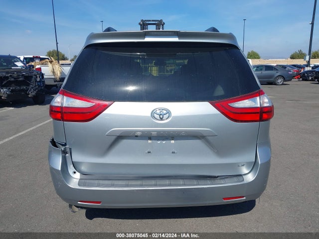 2019 TOYOTA SIENNA LE 8 PASSENGER VIN: 5TDKZ3DC3KS004094